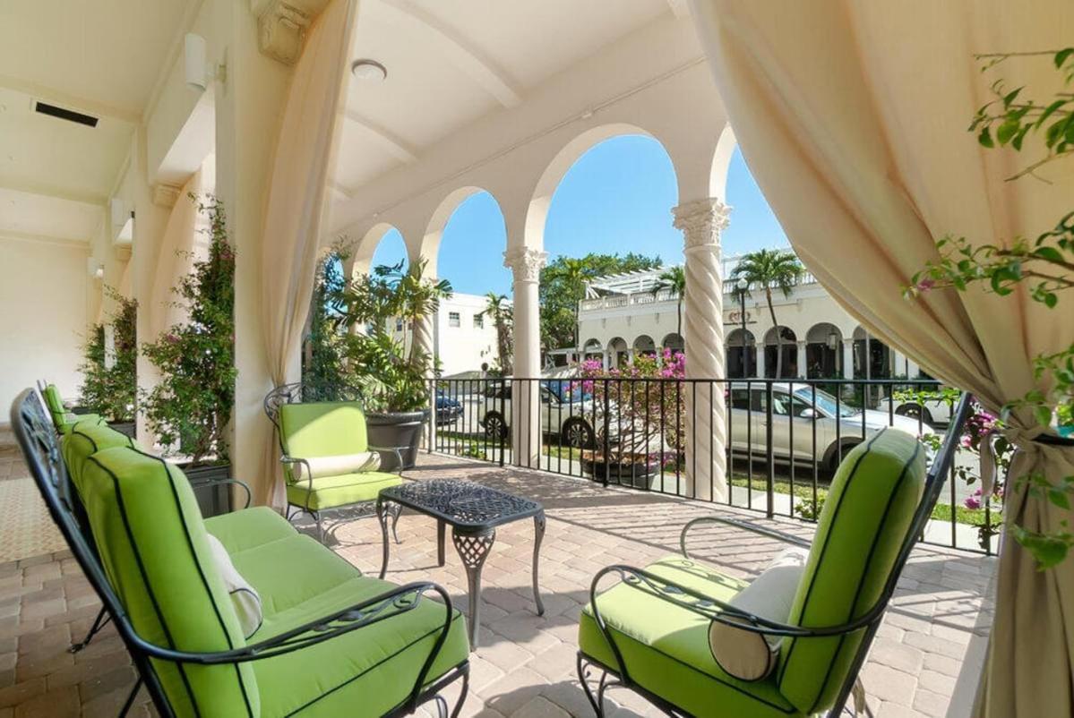 Renovated Studio In The Heart Of Palm Beach - Free Parking, Security Box Ngoại thất bức ảnh