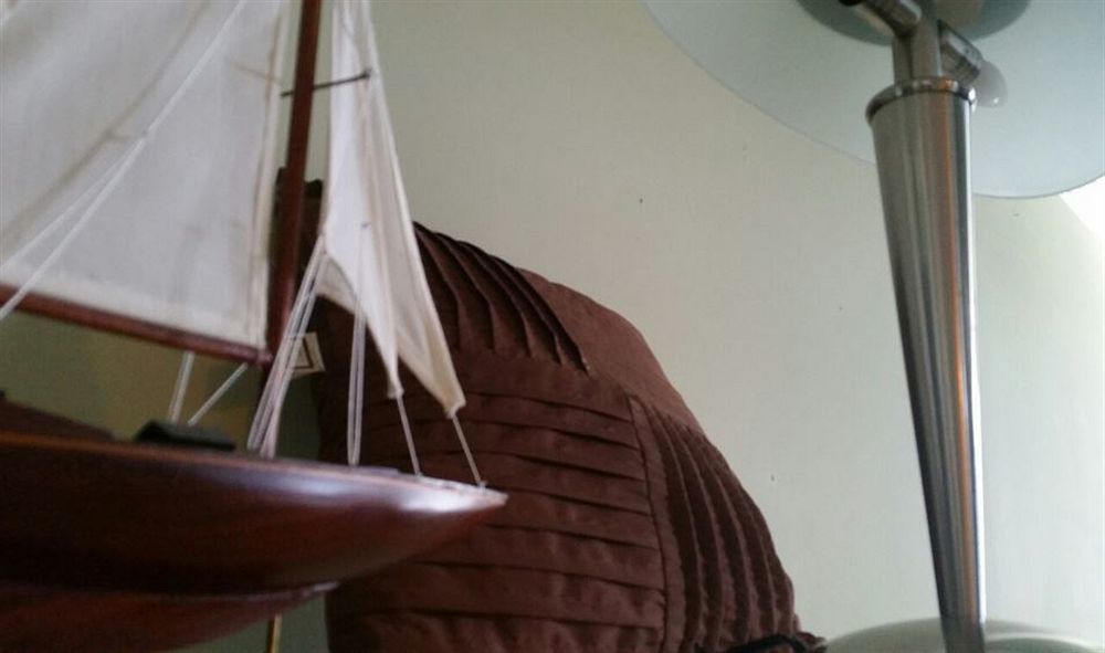 Renovated Studio In The Heart Of Palm Beach - Free Parking, Security Box Ngoại thất bức ảnh