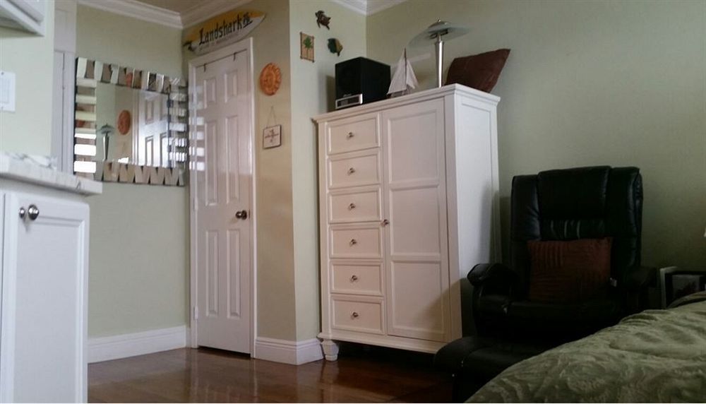 Renovated Studio In The Heart Of Palm Beach - Free Parking, Security Box Ngoại thất bức ảnh