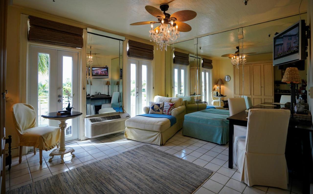 Renovated Studio In The Heart Of Palm Beach - Free Parking, Security Box Ngoại thất bức ảnh